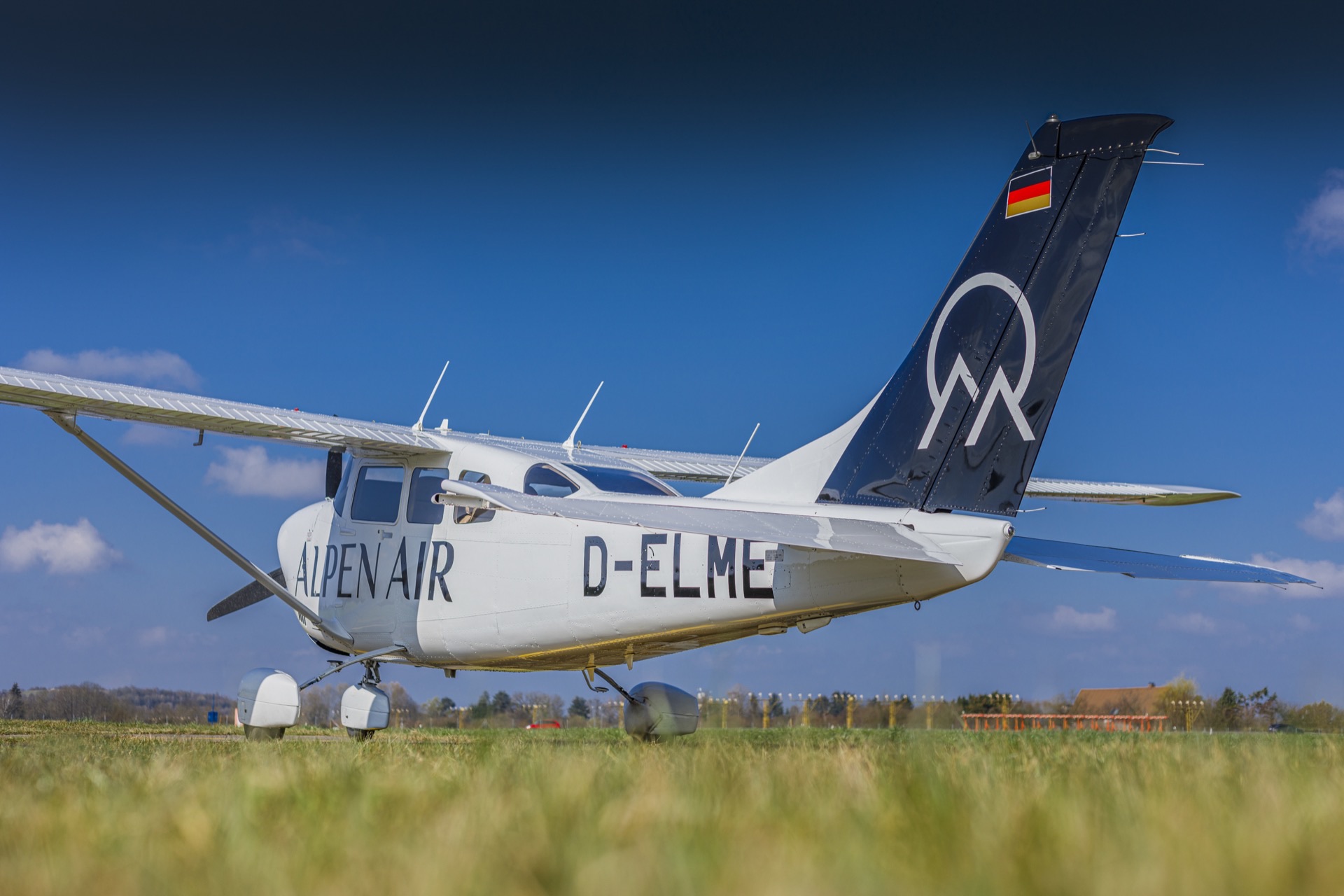 Charterflug über die Alpen und das bayerische Fünfseenland